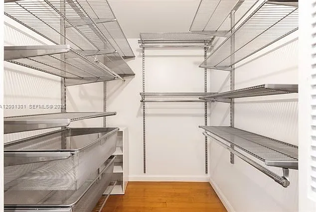 635 Euclid Ave #225 — Photo 14