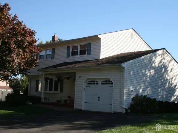 30 Buck Rd, East Brunswick, NJ 08816