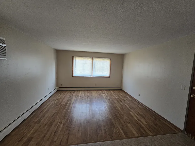 1631 Main St NE #202 — Photo 2
