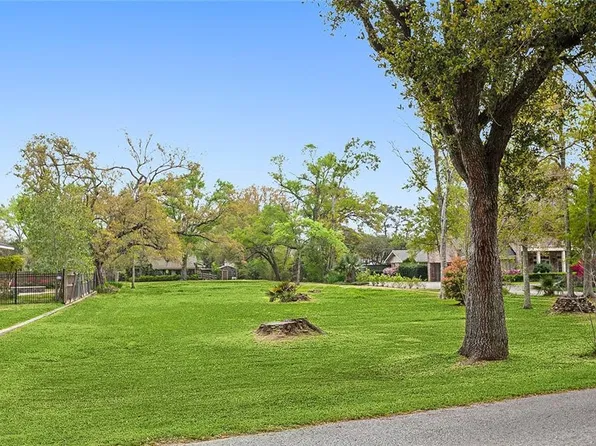 207 Sauve Rd, River Ridge, LA 70123