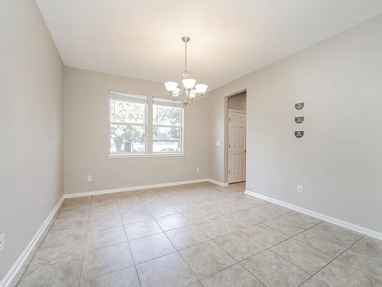 1606 Creek Point Blvd — Photo 5