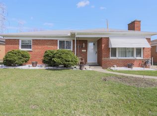 26538 Palomino Ave, Warren, MI 48089