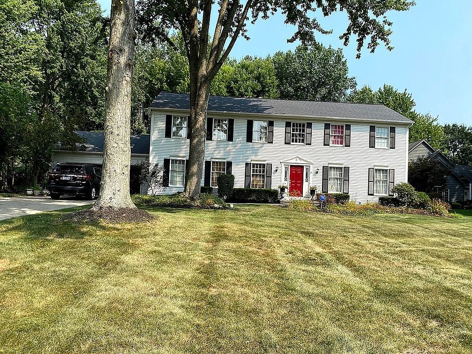 1st image of 2997 Creekview Ln