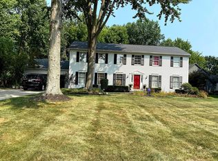 2997 Creekview Ln, Avon, OH 44011