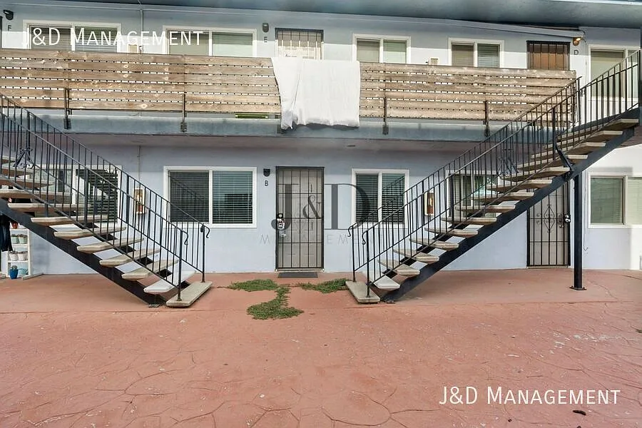 DUB1430 — Photo 3