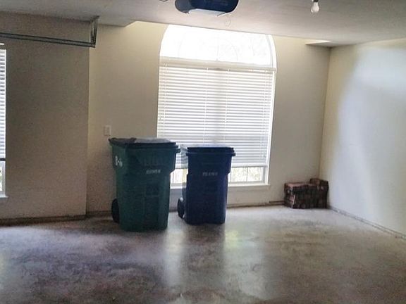 5th image of 2913 Gabriel Dr