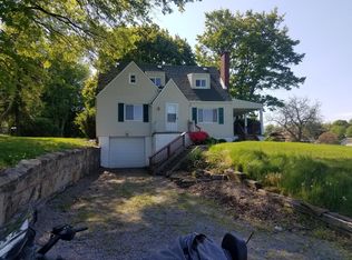 2621 Ridge Rd, Natrona Heights, PA 15065