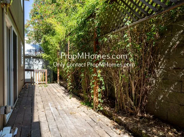 7640 SW 34th Ave #6, Portland, OR 97219