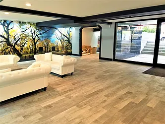 Rented by Space Link Realty