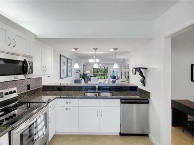 2462 Hidden Lake DR #201, Naples, FL, 34112