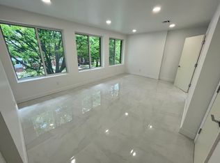 1414 E 28th St #2B, Brooklyn, NY 11210