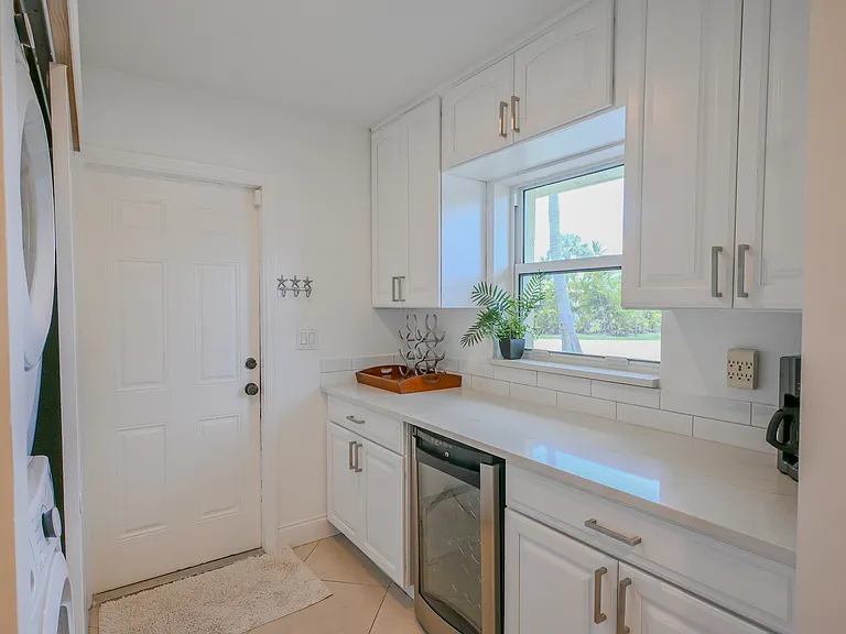 1248 SE 7th St — Photo 17