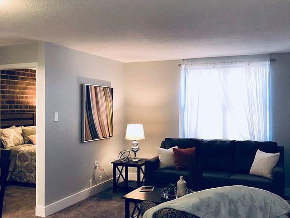 4th image of 1505 N Peoria Ave APT 101