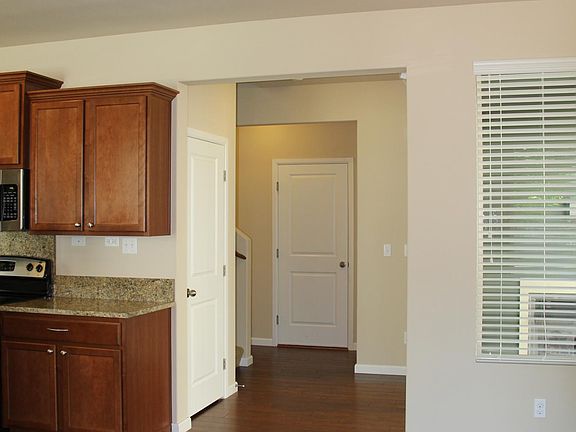 2nd image of 6841 Riverdale Dr SE