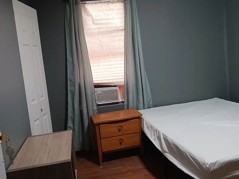 254 Woodlawn Ave #B — Photo 5