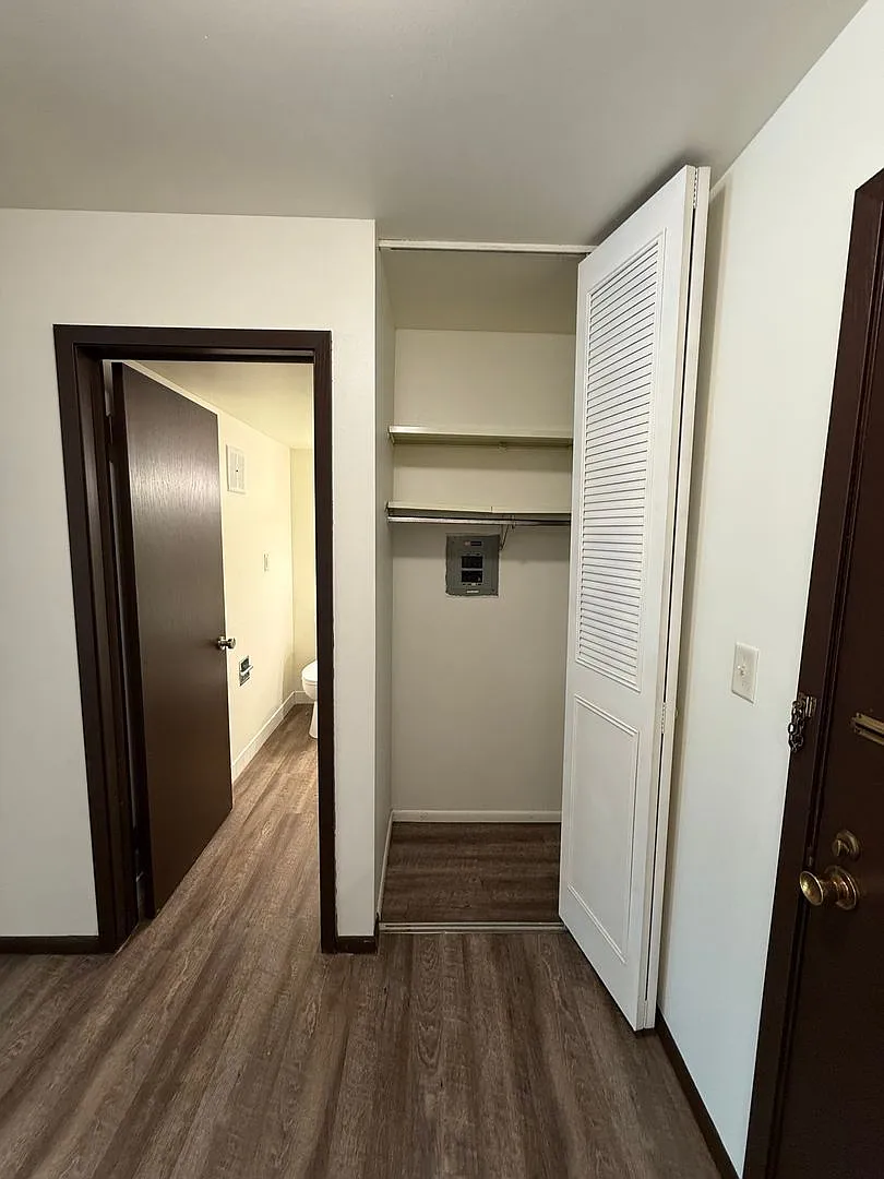Heritage House Apartments — Photo 3