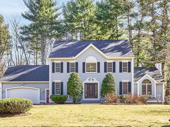 19 Butterfield Ln, Westford, MA 01886