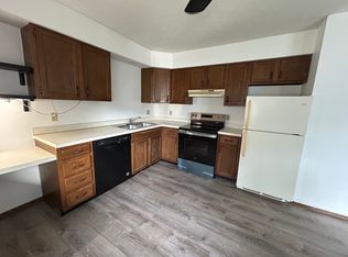 321 N 36th St, Lincoln, NE 68503