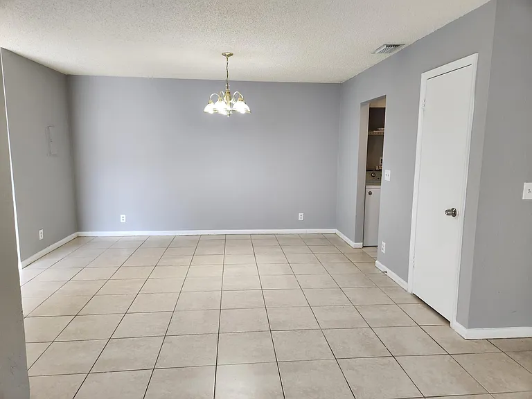 1749 N Congress Ave #C — Photo 8