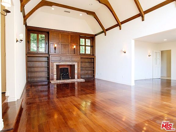 4th image of 2239 Vista Del Mar Pl