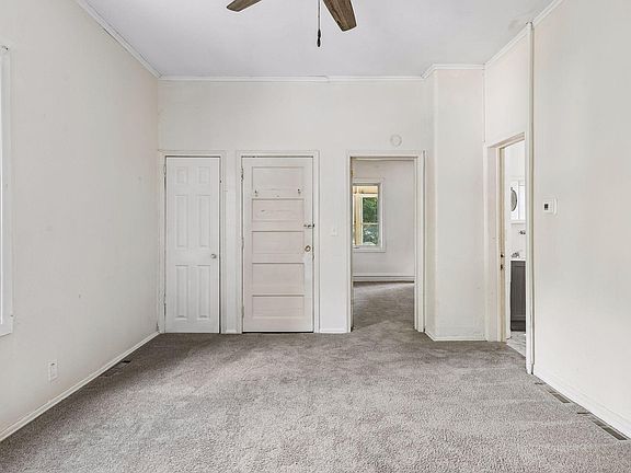 5th image of 241 Banfil St