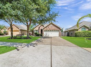 3294 Bend Cove Ct, League City, TX 77573
