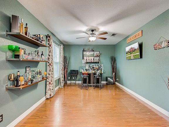 4th image of 436 Sugar Mill Dr