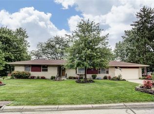 215 Zengel Dr, Dayton, OH 45459