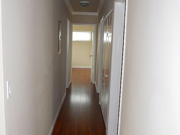 5th image of 645 N Gramercy Pl