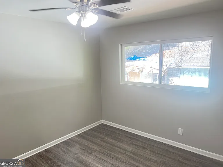 1255 Pine Ave #2 — Photo 10