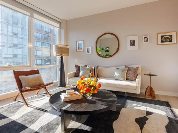 180 Morgan Street image 123 of 140