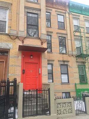 Rented by Oxford Property Group | media 1