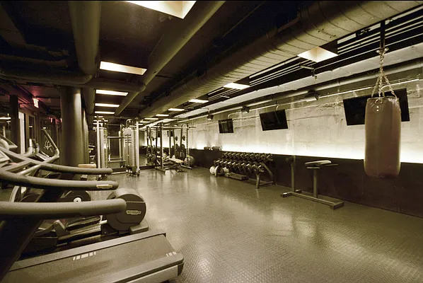 Rented by Douglas Elliman | media 31