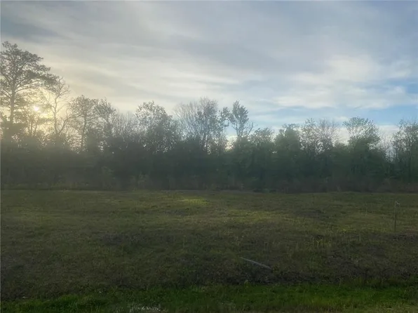 110 Pintail Point Dr, Belle Chasse, LA 70037