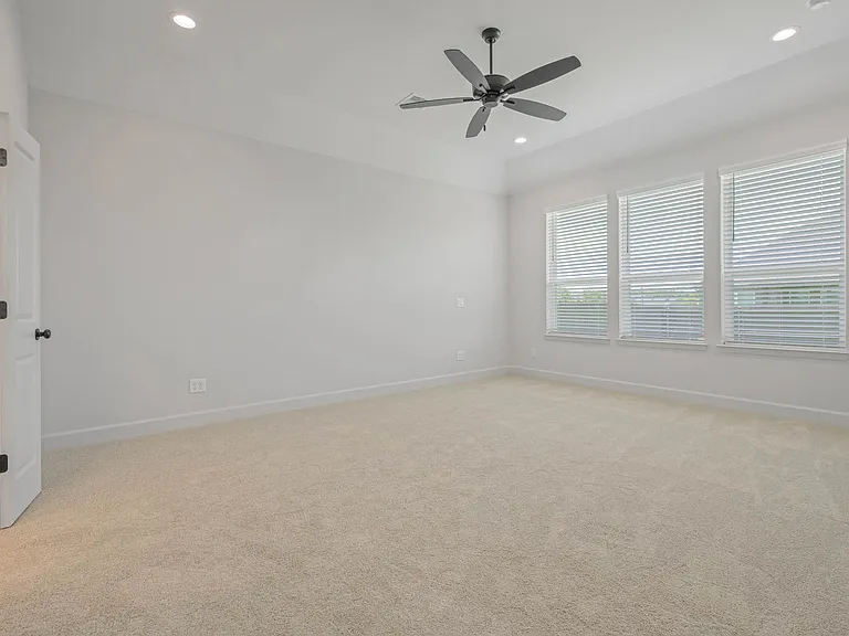 5032 Toscana Loop — Photo 7