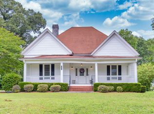 121 W New St, Winder, GA 30680