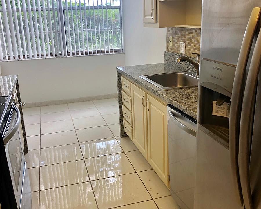 1st image of 1300 Saint Charles Pl APT 104