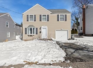 132 Cresthill Ave, Clifton City, NJ 07012