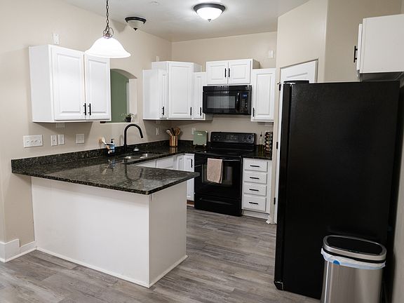 5th image of 8215 N Clear Rock Rd APT 12