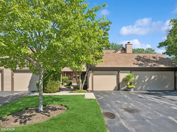1502 Anderson Ln, Buffalo Grove, IL 60089