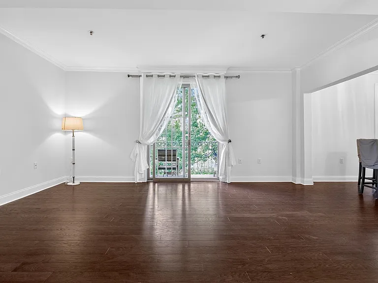 200 Laird Ave #204 — Photo 10