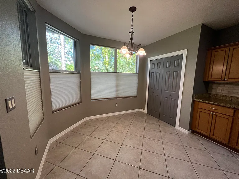 100 Grey Widgeon Ct — Photo 5