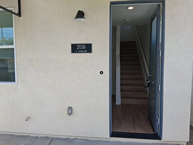 2040 N Highland Ave — Photo 22