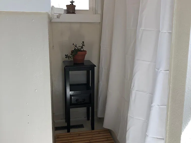 814 Poplar St — Photo 6