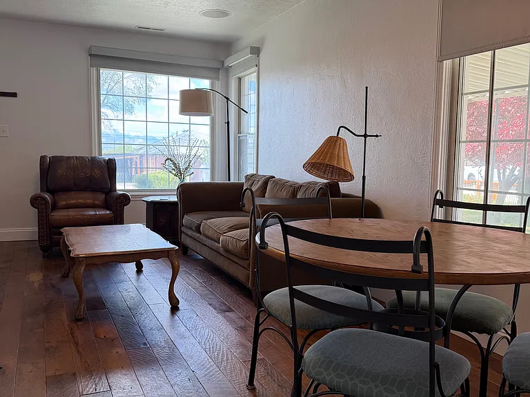 4505 S Holladay Cir — Photo 4