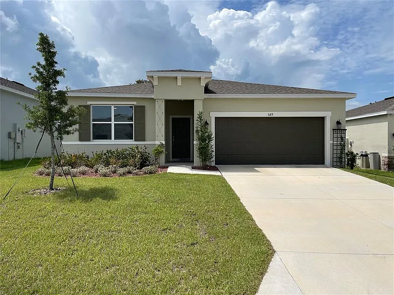 689 Crown Rose Dr — Photo 6