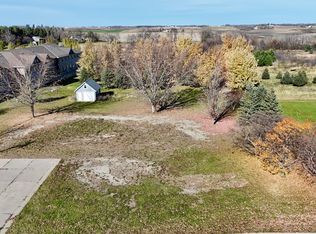 400 Luella St, Watkins, MN 55389