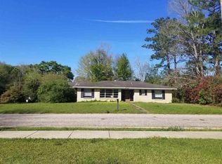 551 Jan Dr, Fairhope, AL 36532