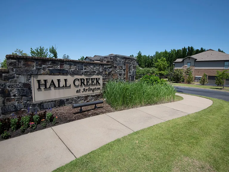 Hall Creek — Photo 26