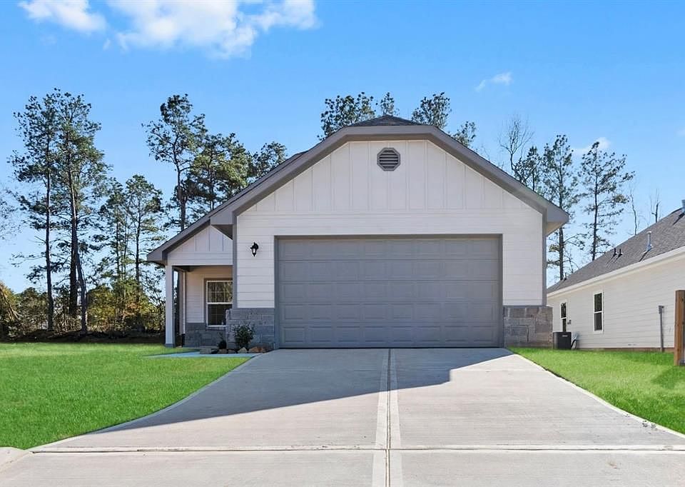 1st image of 2332 Cedar Place Dr